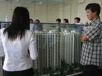 Dò đáy thị trường bất động sản