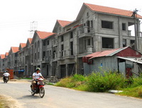 Thuế tăng theo giá đất từ 1/1/2009: Tăng thu vẫn “lọt” thuế