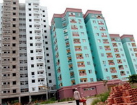 Nhà giá thấp lên ngôi
