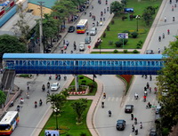 Hà Nội xây thêm 2 cầu vượt cho người đi bộ Hà Nội xây thêm 2 cầu vượt cho người đi bộ