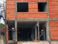 Xử lý xây dựng sai phép: Nhà xây sai thiết kế có thể được “tha” Xử lý xây dựng sai phép: Nhà xây sai thiết kế có thể được “tha”
