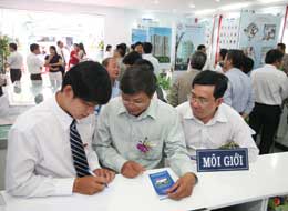 Hoạt động môi giới: Bao giờ được công nhận là nghề? 