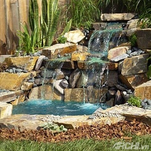 Ý tưởng thiết kế thác nước cho khu vườn nhà bạn