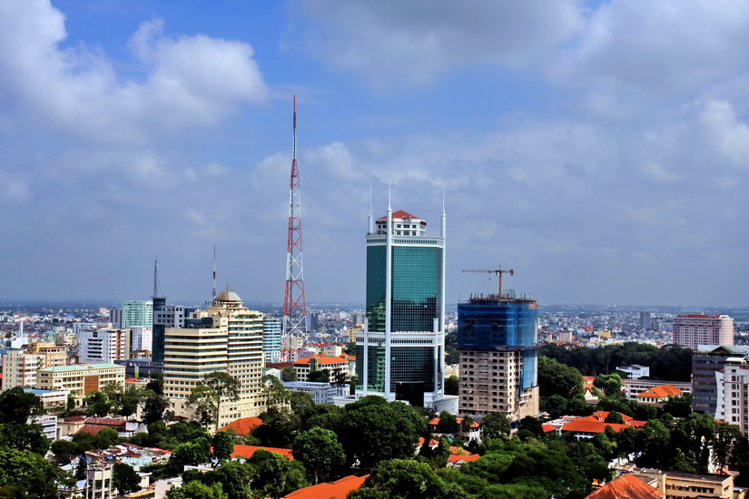 Thị trường bất động sản yếu vì dựa quá nhiều vào ngân hàng