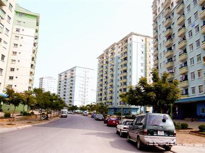 9 người bán, 1 người mua
