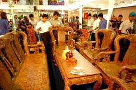 Giới siêu giàu Trung Quốc tung tiền mua nội thất cổ