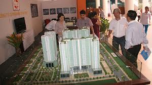 Phiên “chợ” BĐS Hà Nội: Sốc ở cả giá bán và cách bán