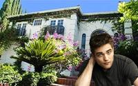 Căn nhà tràn ngập màu xanh của Robert Pattinson tại Beverly Hills