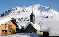 Những ngôi làng đẹp tinh khôi trong tuyết ở vùng núi Alpes