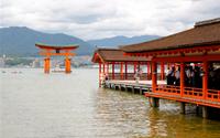 Itsukushima - ngôi đền nổi linh thiêng của Nhật Bản