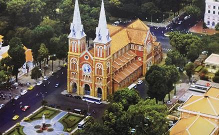 Nhà thờ Đức Bà: Kiệt tác kiến trúc 138 năm tuổi giữa Sài Gòn