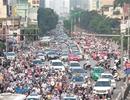 Thâu tóm đất vàng, cao ốc đua chen