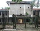 Công sở án ngự đất vàng hoang phế giữa trung tâm thành phố